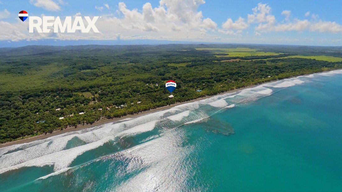House in Puntarenas, Golfito, Costa Rica 1 - 18709562
