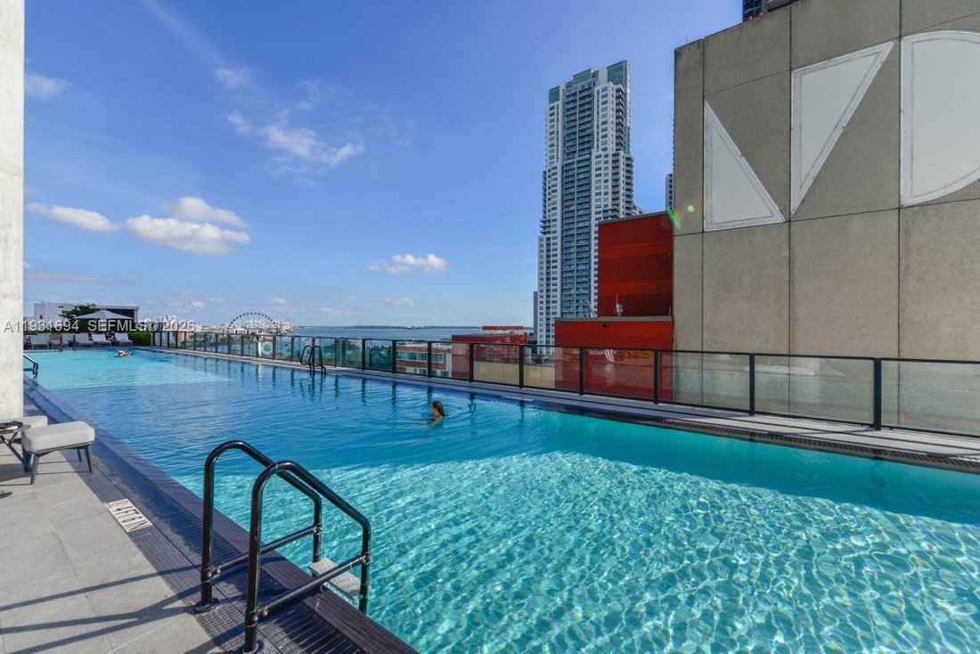 Condominio en Miami, Florida, Estados Unidos 5 - 18703125