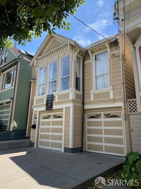 San Francisco, California, United States 1 - 18714464