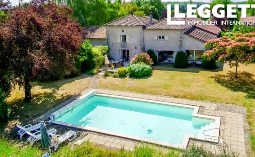 House in La Chapelle-Gresignac, Nouvelle-Aquitaine, France 1