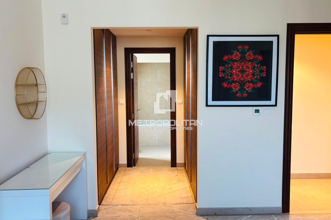 Apartment in Muhaisnah, Dubai, United Arab Emirates 5 - 18709419
