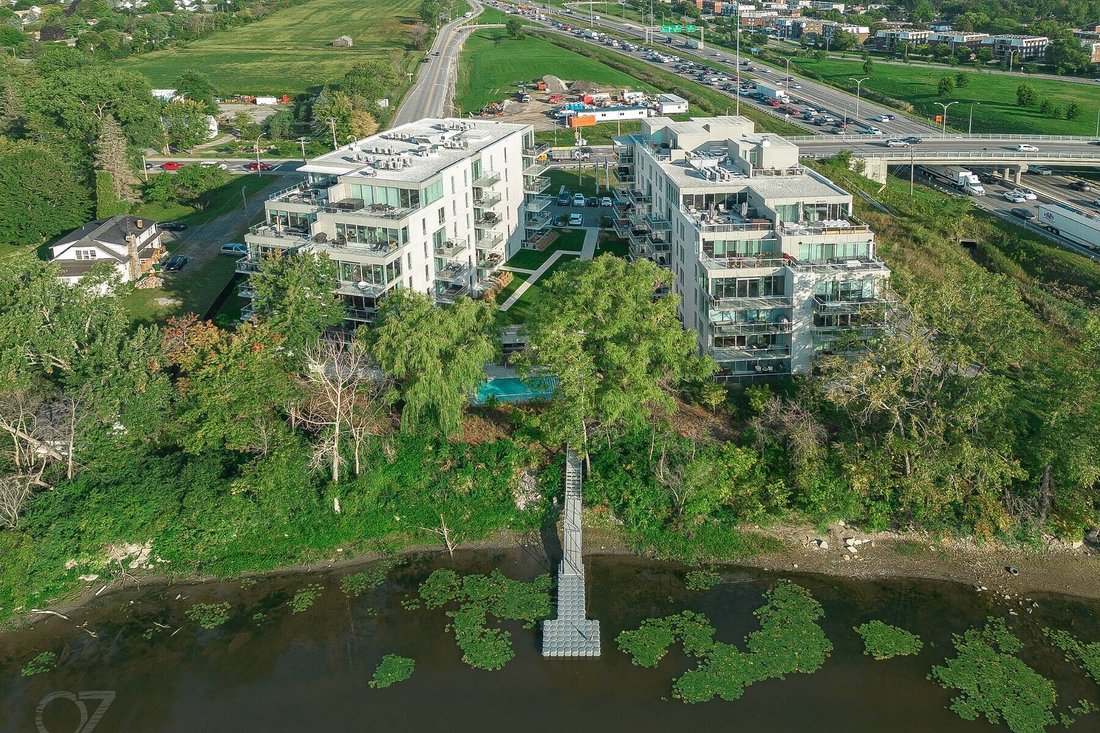 Condo in Boisbriand, Quebec, Canada 4 - 18709034