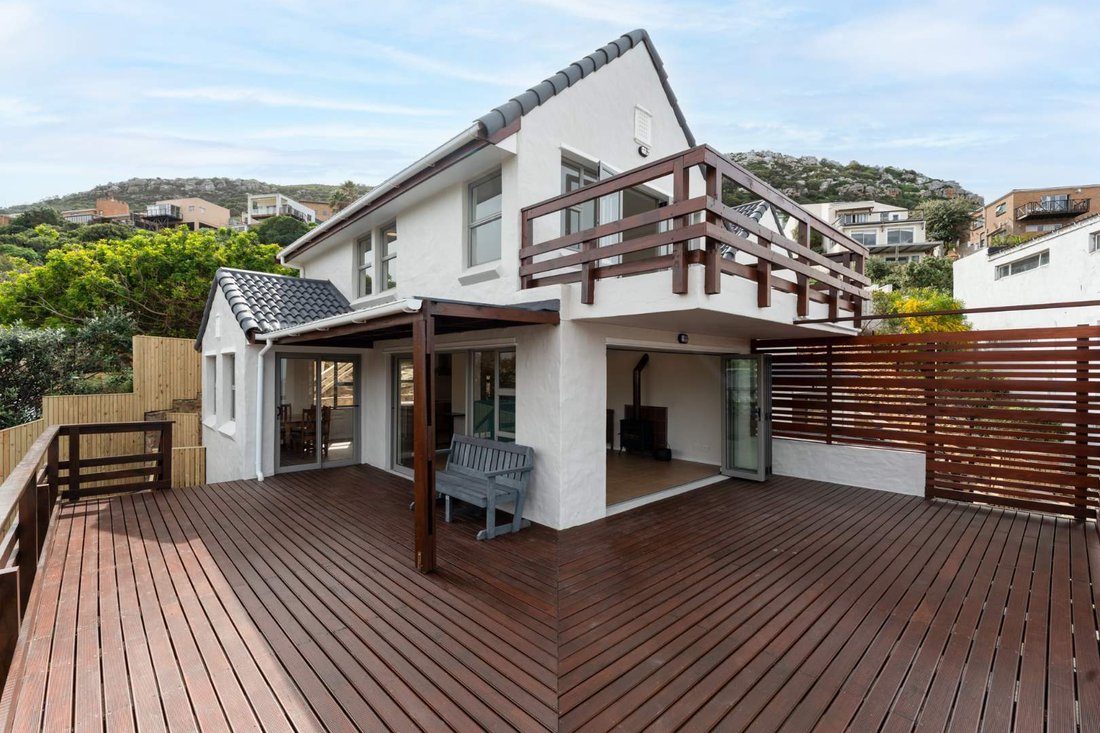 House in Glencairn Heights, Cape Town, South Africa 3 - 18710184