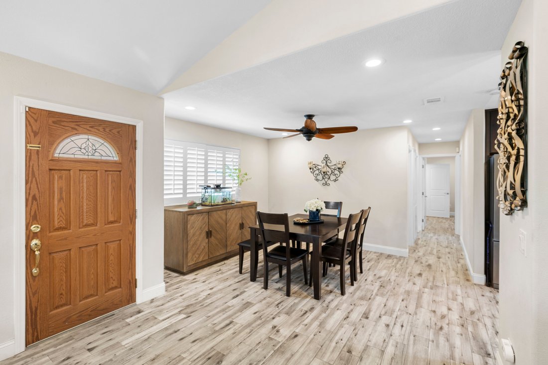 House in Lake Forest, California, United States 3 - 18704908