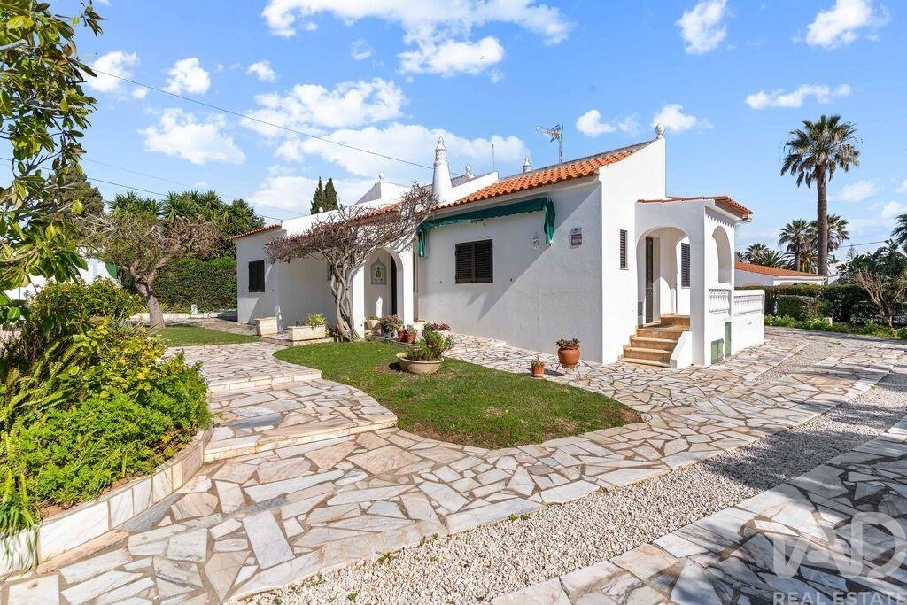Townhouse in Lagoa e Carvoeiro, Algarve, Portugal 4 - 18709183