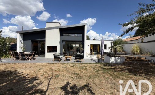 House in Saint-Aignan-Grandlieu, Pays de la Loire, France 1