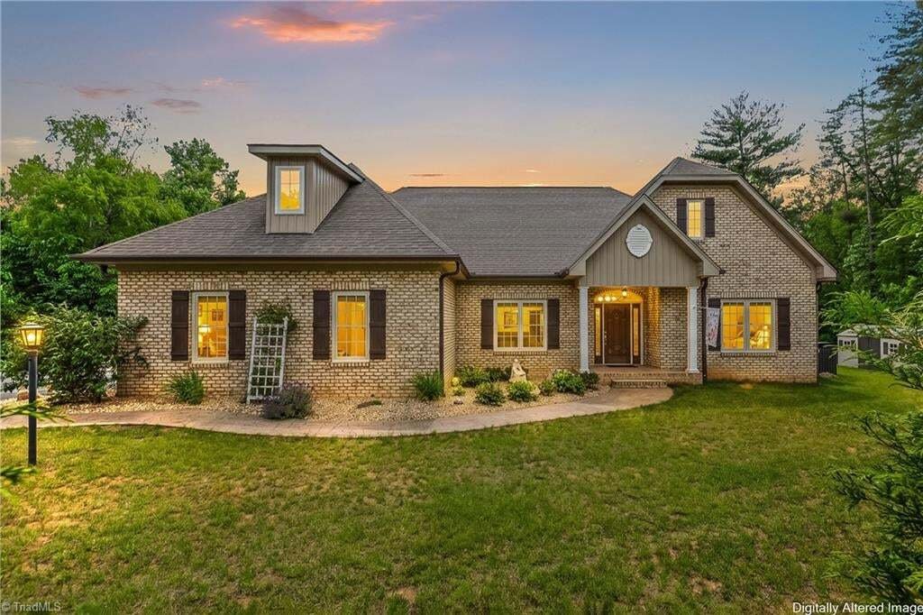 Casa a Mount Airy, Carolina del Nord, Stati Uniti 2 - 18052942
