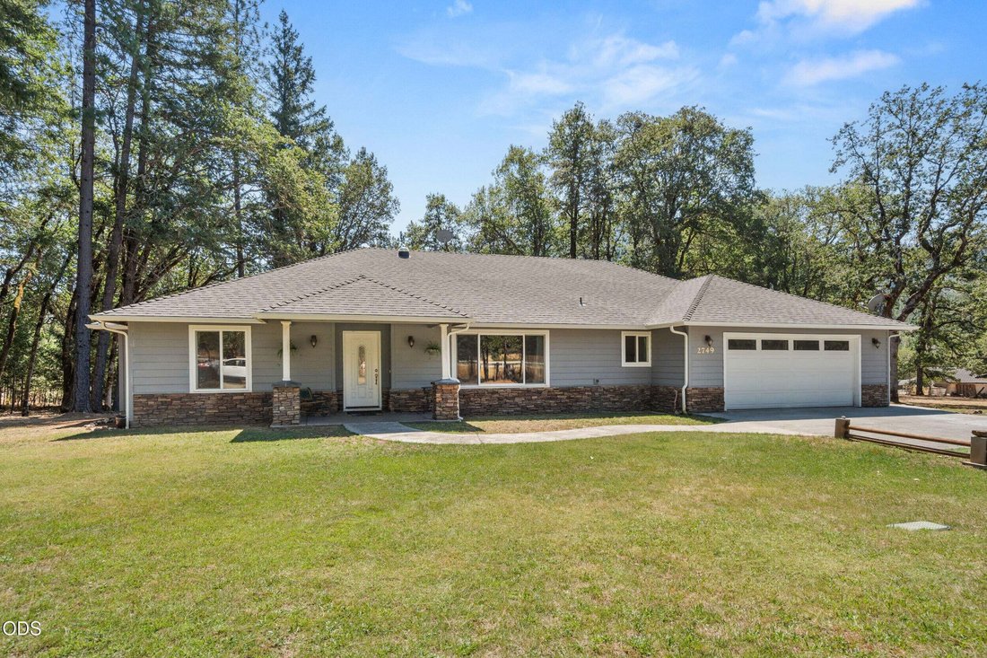 House in Grants Pass, Oregon, United States 1 - 18705113