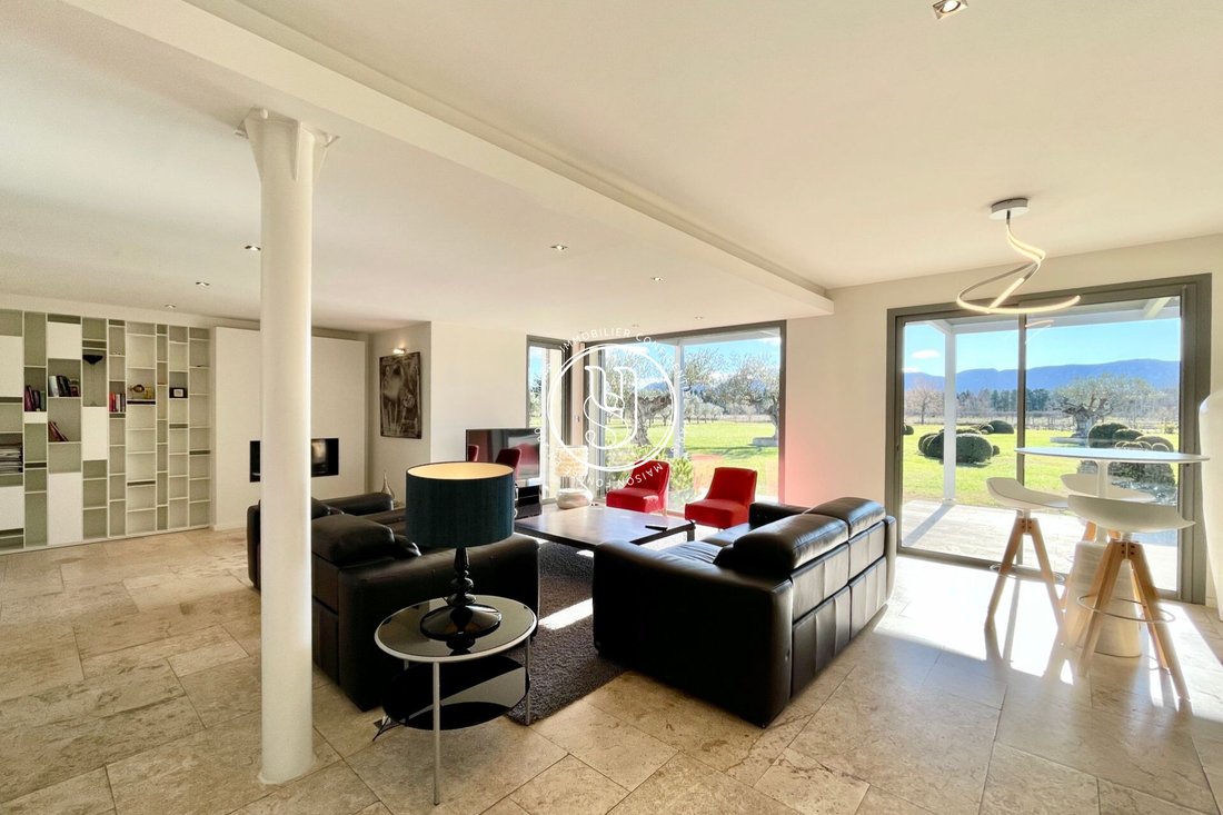Villa in Saint-Rémy-de-Provence, Provence-Alpes-Côte d'Azur, France 3 - 18704049