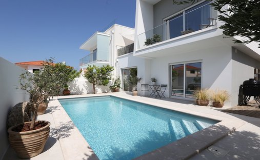 House in Nazare, Leiria District, Portugal 1