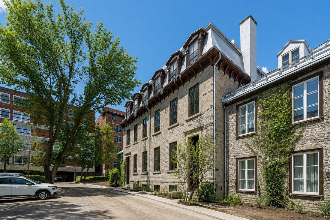 House in Quebec City, Quebec, Canada 1 - 18706813