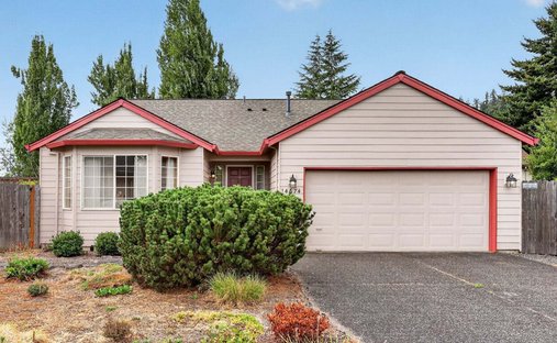 House in Clackamas, Oregon, United States 1