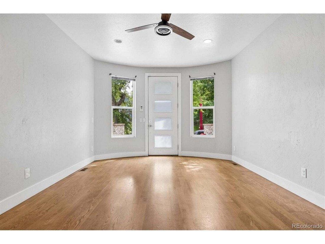 Townhouse in Denver, Colorado, United States 2 - 18705457