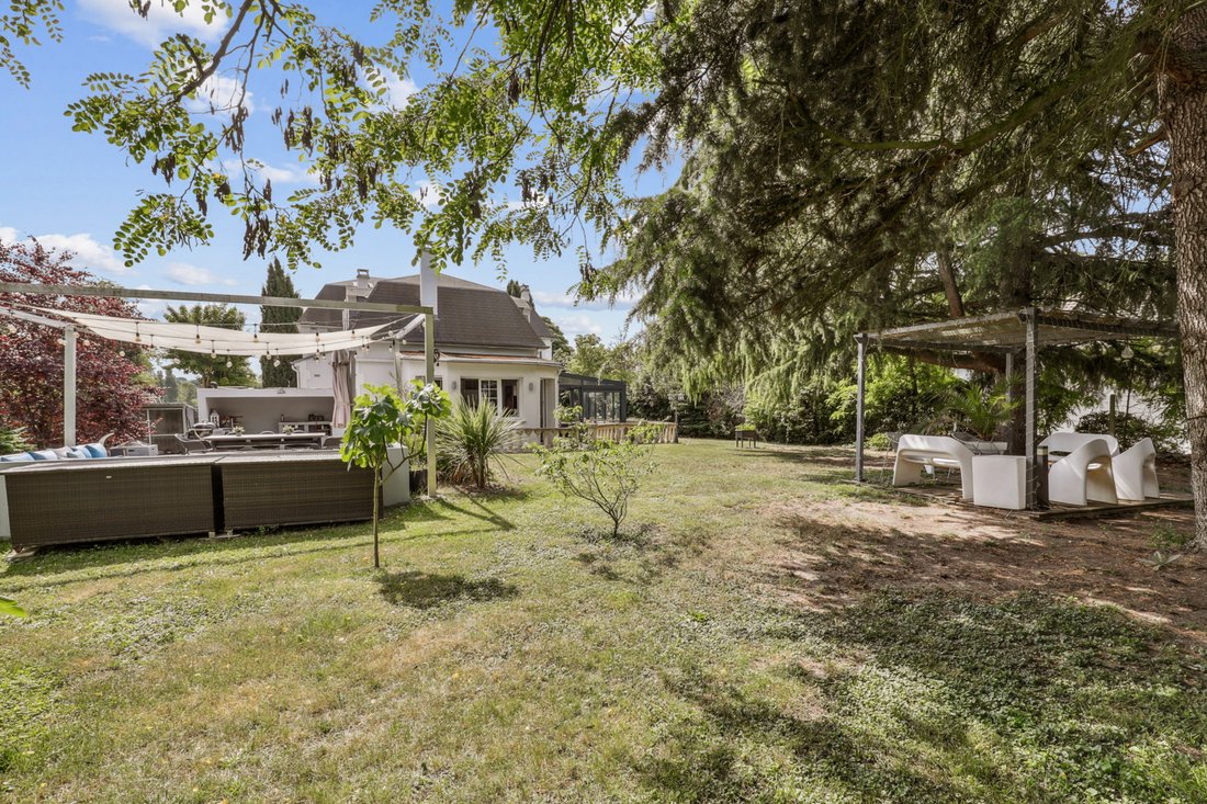 House in Napoleon, Maisons-Laffitte, France 2 - 18706931