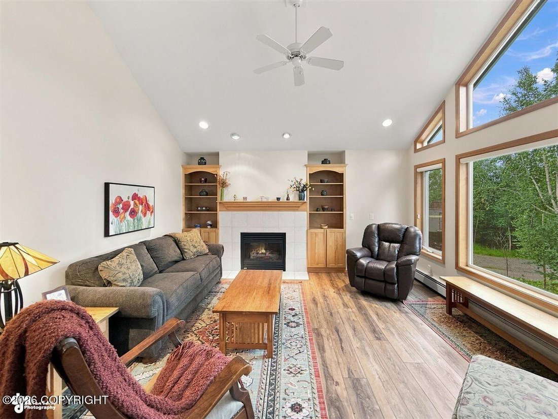 House in Anchorage, Alaska, United States 4 - 18709942