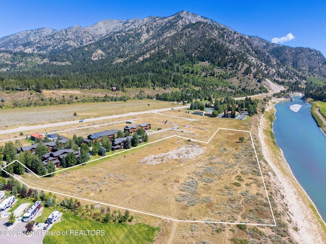 Land in Alpine, Wyoming, United States 1 - 18706350