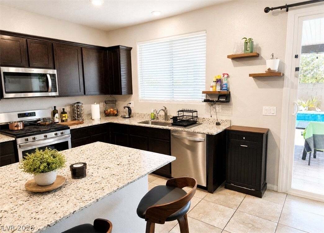 House in North Las Vegas, Nevada, United States 3 - 18705916