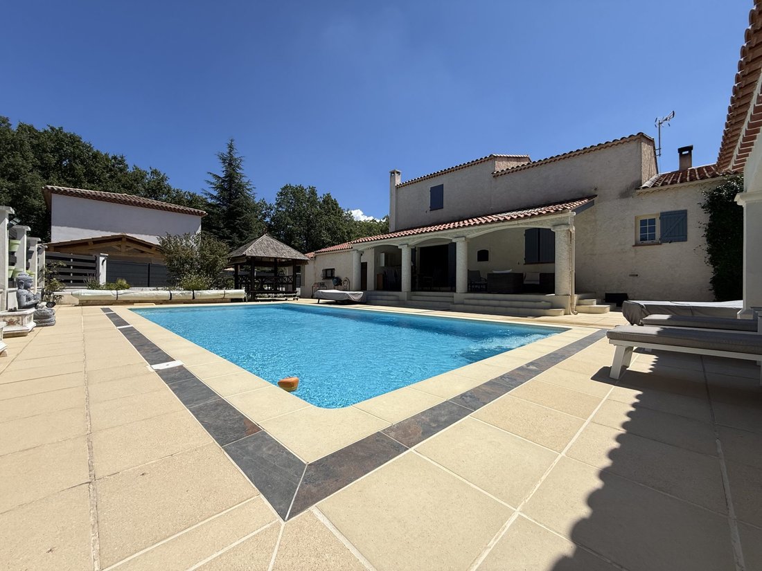 Villa in Forcalqueiret, Provence-Alpes-Côte d'Azur, France 1 - 18708248