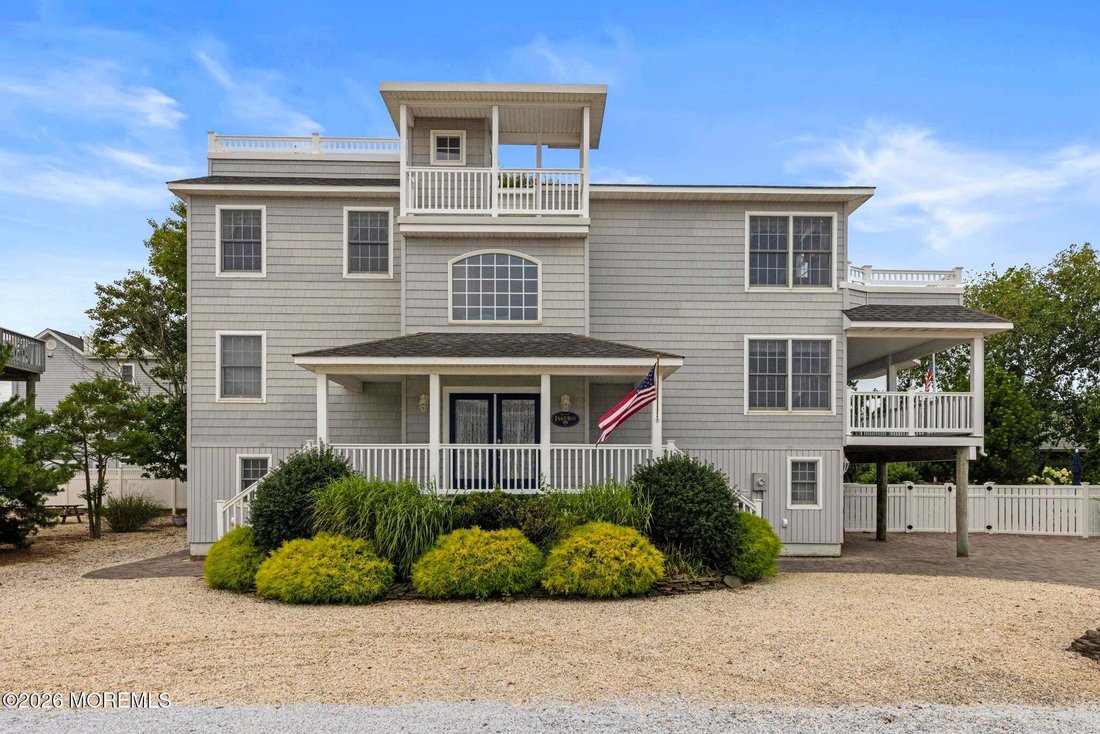 House in Ship Bottom, New Jersey, United States 1 - 18708482