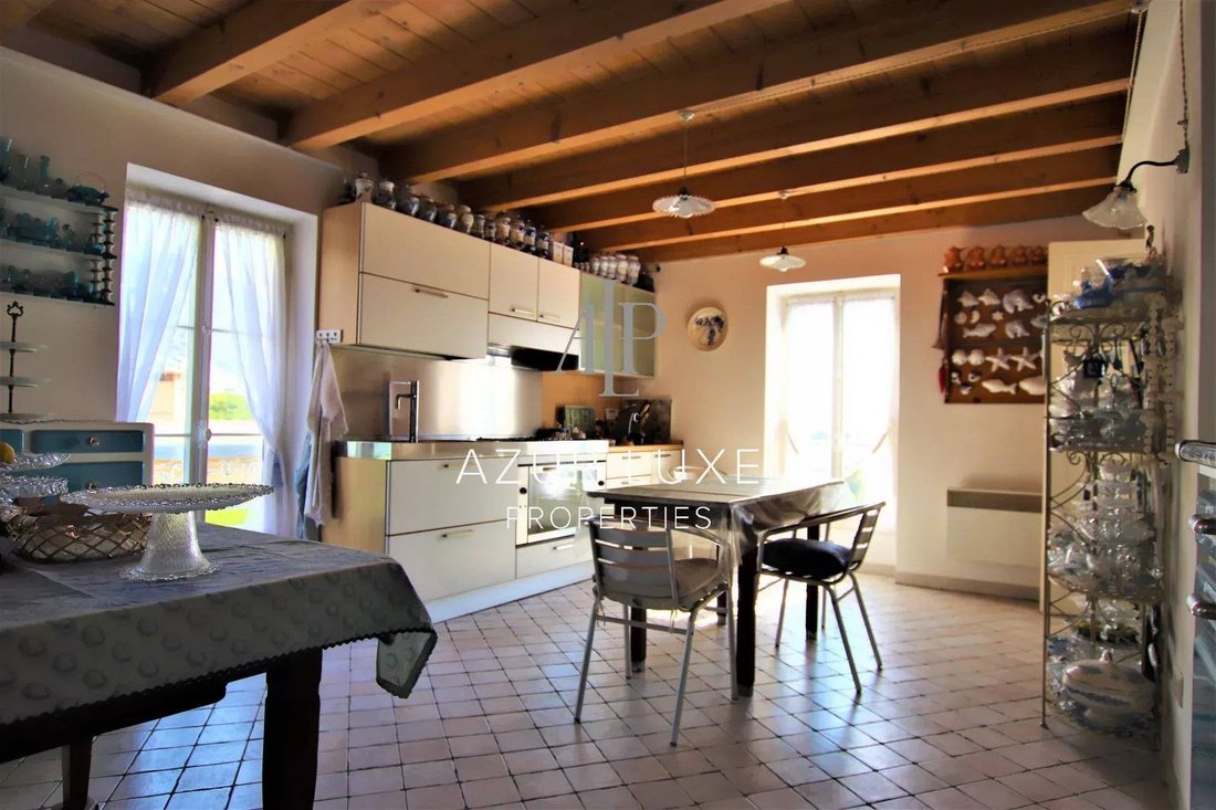 Villa in Beaulieu-sur-Mer, Provence-Alpes-Côte d'Azur, France 4 - 15768481