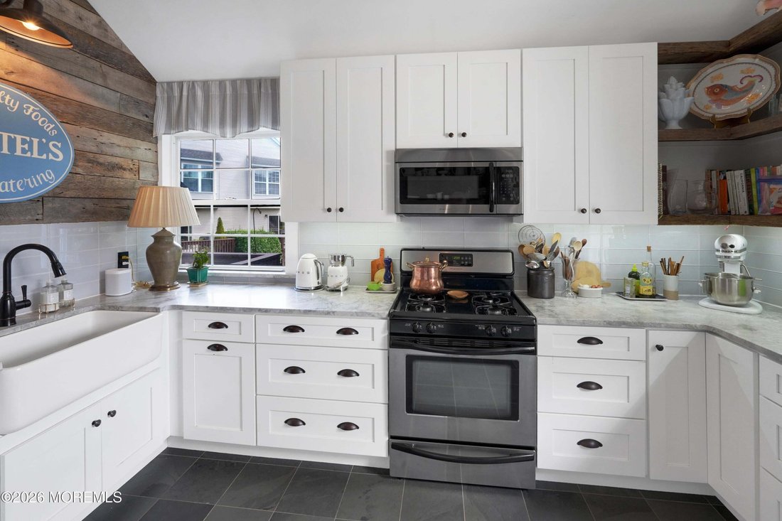 Condo in Belmar, New Jersey, United States 5 - 18713843