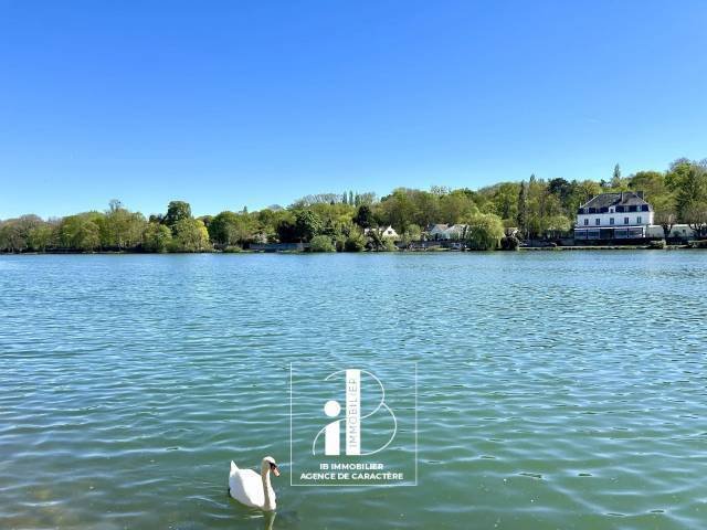 Estate in Seine-Port, Ile-de-France, France 2 - 17899041