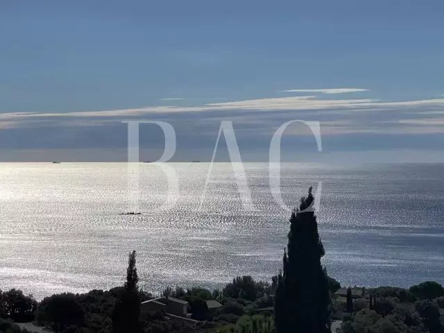 Villa in Nartelle-Noyer-Bellevue-bd des Sardinaux, Sainte-Maxime, France 1 - 15622616
