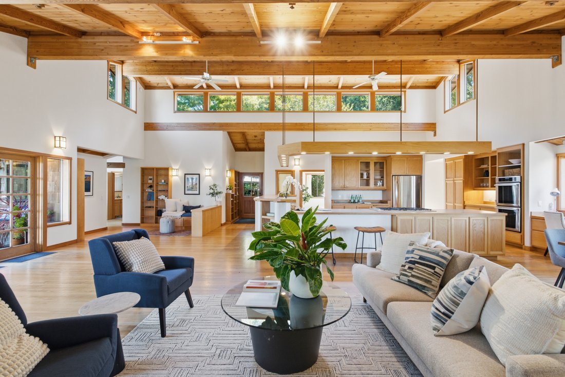 House in Point Reyes Station, California, United States 1 - 17931824