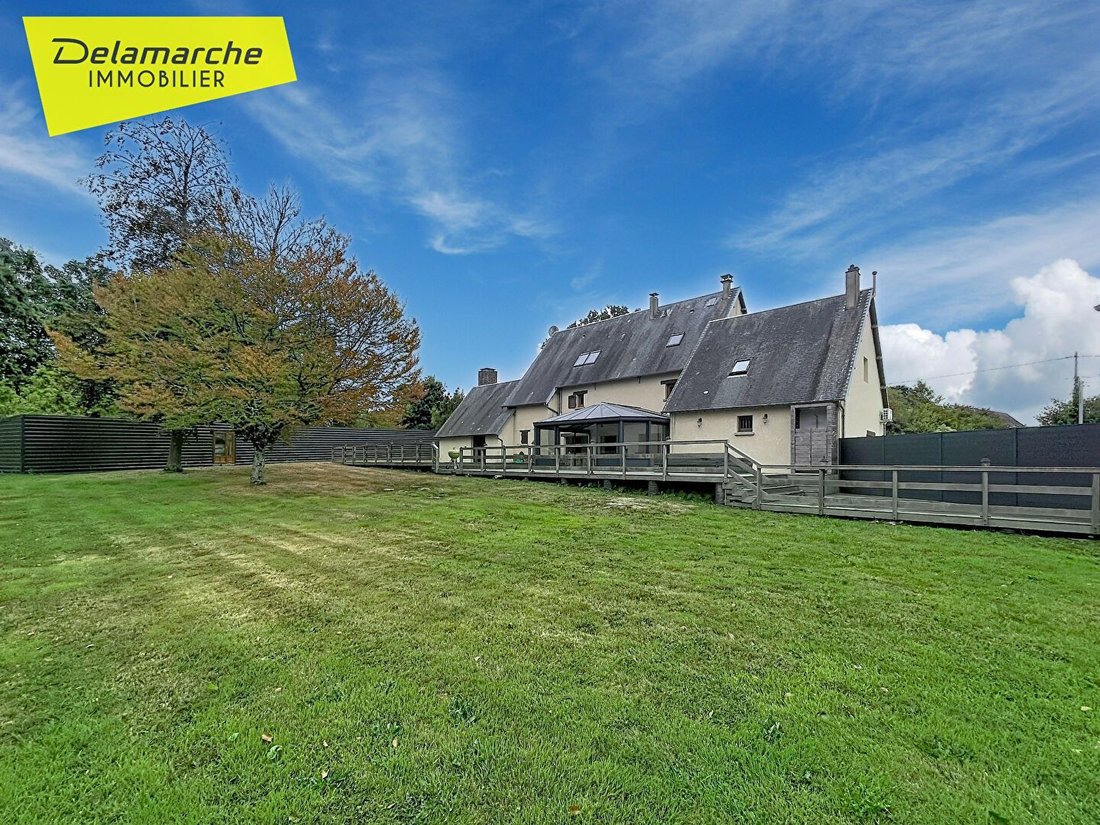 House in Brehal, Normandy, France 1 - 18704378