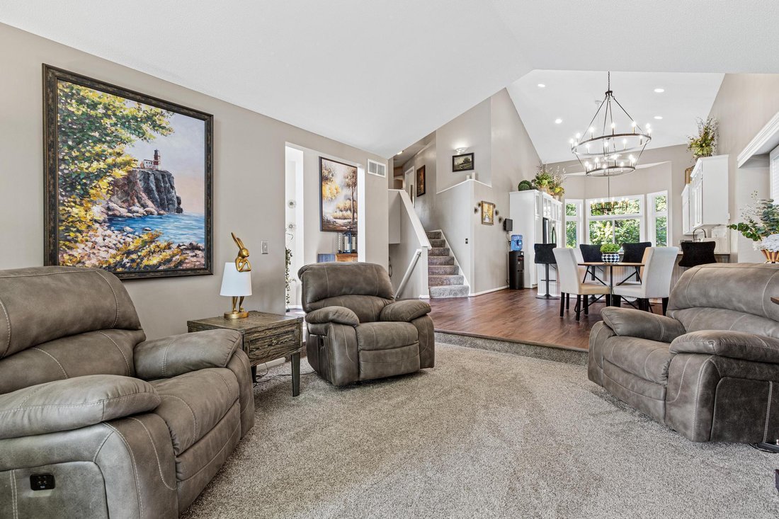 House in Chaska, Minnesota, United States 5 - 18706964