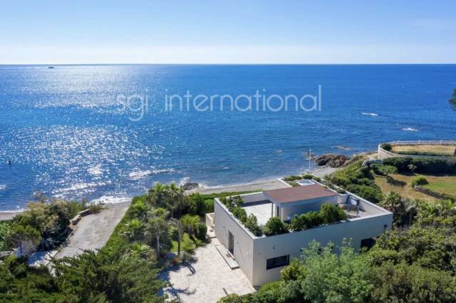 House in Frejus, Provence-Alpes-Côte d'Azur, France 4 - 18521241