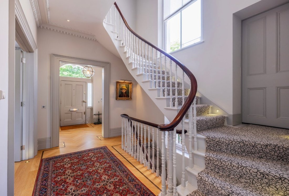 House in St John's Wood, Westminster, England 2 - 18703147