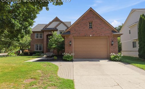 House in Commerce Charter Township, Michigan, United States 1