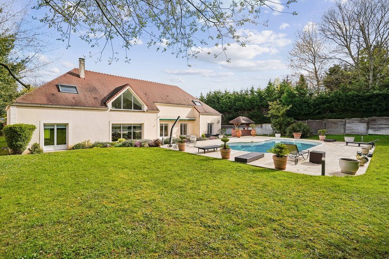 House in Forêt, Saint-Germain-en-Laye, France 5 - 18706937