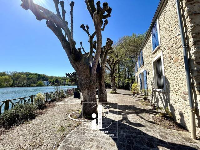 Estate in Seine-Port, Ile-de-France, France 5 - 17899041