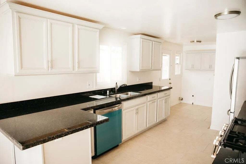 Manhattan Beach, California, United States 4 - 18705865