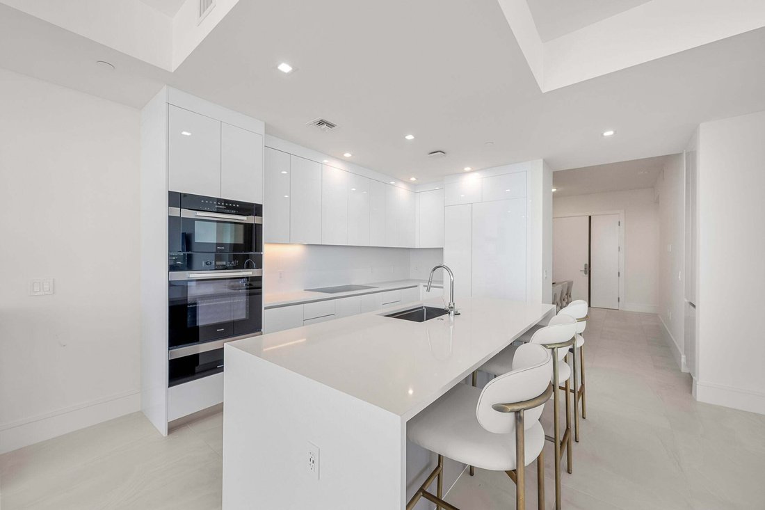 Condo in Lake Park, Florida, United States 4 - 18711296