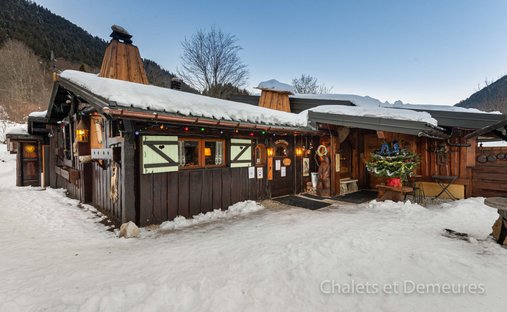 Chalet in Gare, Annecy, France 1
