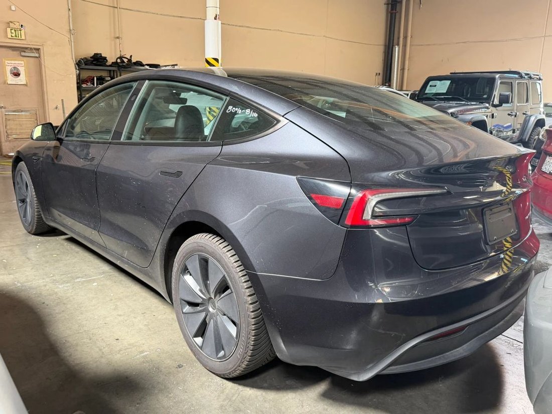 Sedan in El Monte, CA, United States 5 - 18712086