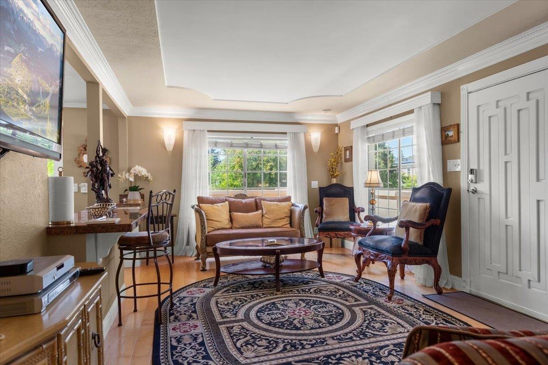 House in San Carlos, California, United States 4 - 18705604