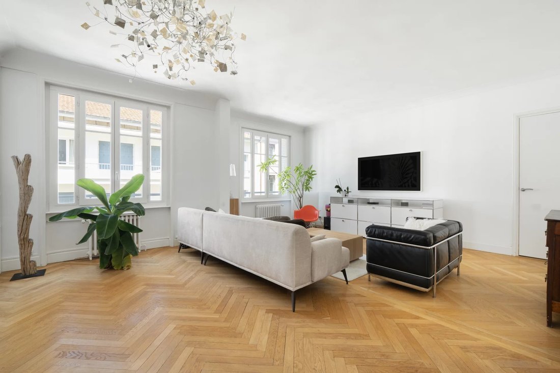 Apartment in Saint Vincent, Lyon 1er Arrondissement, Lyon 4 - 18704356