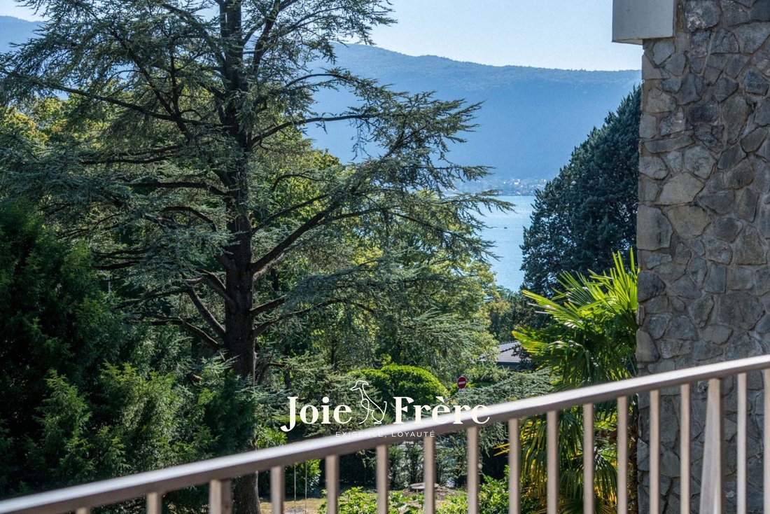 Appartement à Veyrier-du-Lac, Auvergne-Rhône-Alpes, France 1 - 17319636