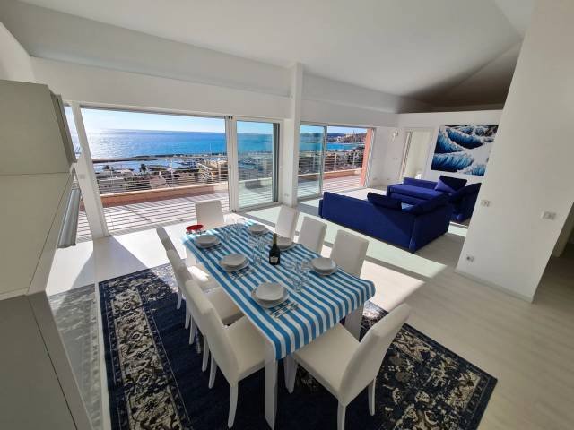 Apartment in Menton, Provence-Alpes-Côte d'Azur, France 2 - 15689912