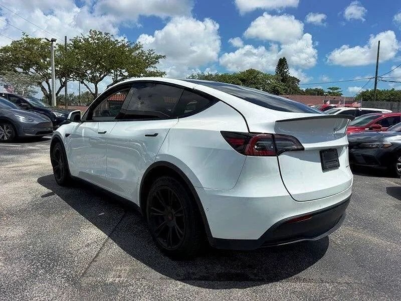 Sedan in Hollywood, FL, United States 5 - 18714218