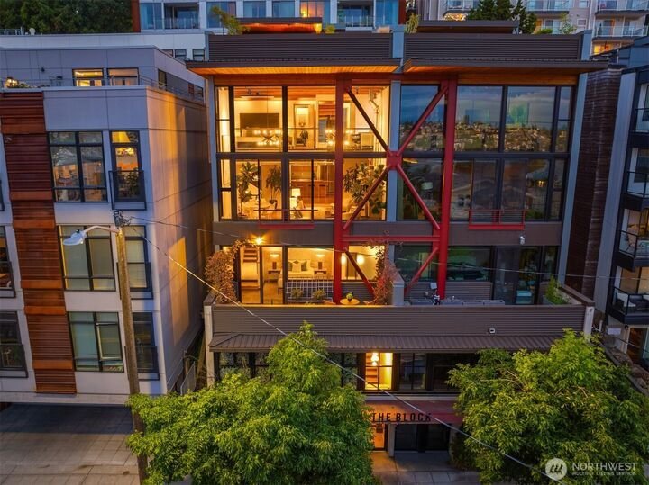 Condo in Seattle, Washington, United States 1 - 18708388