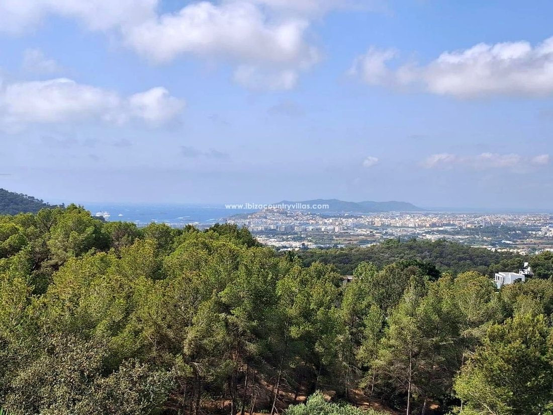Villa in Can Furnet, Santa Eularia des Riu, Balearic Islands 4 - 18703213