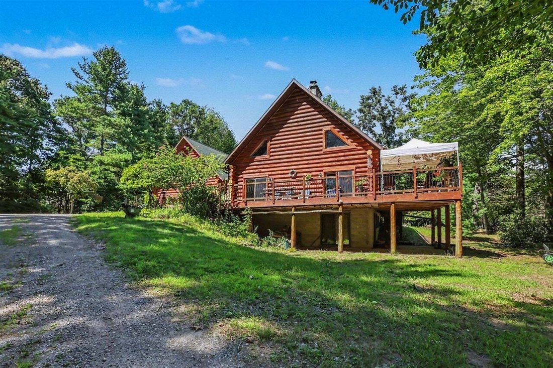 House in Fruitport Charter Township, Michigan, United States 2 - 18705246