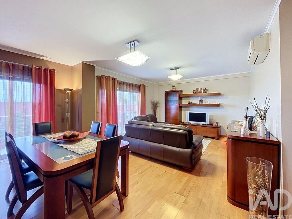 Apartment in Seixal, Arrentela e Aldeia de Paio Pires, Setubal, Portugal 1 - 18709337