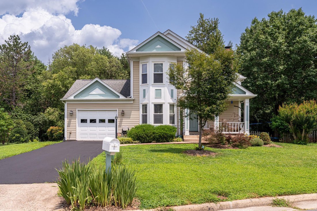 House in Herndon, Virginia, United States 1 - 18704689