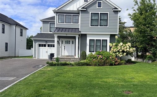 Casa a Albertson, New York, Stati Uniti 1